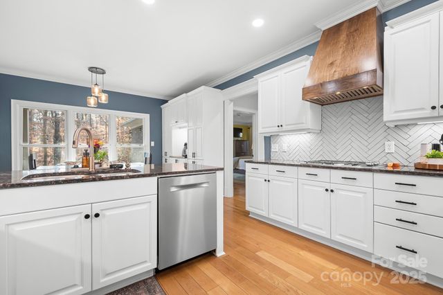 2456 West Nicole Lane, Denver, NC 28037