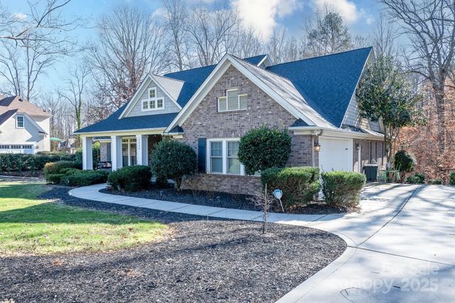 2456 West Nicole Lane, Denver, NC 28037