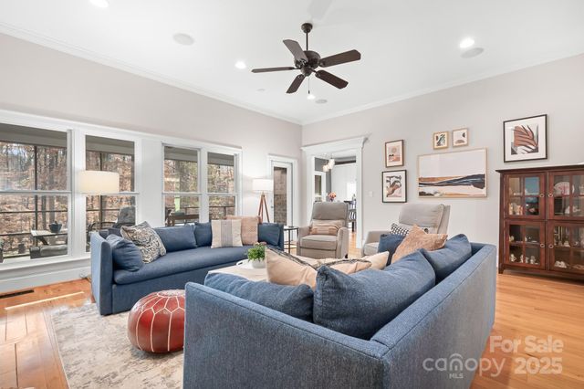 2456 West Nicole Lane, Denver, NC 28037