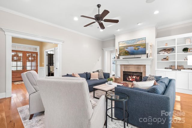 2456 West Nicole Lane, Denver, NC 28037