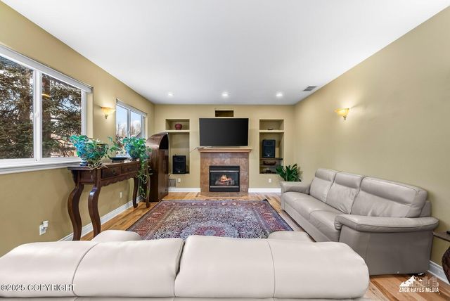 5767 Cobbler Drive, Anchorage, AK 99502