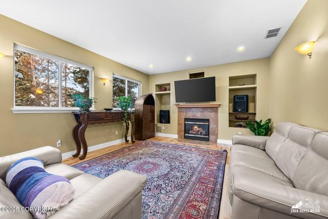 5767 Cobbler Drive, Anchorage, AK 99502