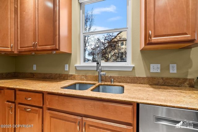 5767 Cobbler Drive, Anchorage, AK 99502