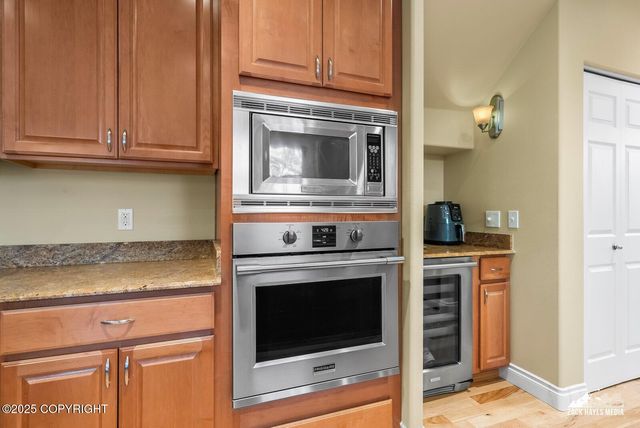 5767 Cobbler Drive, Anchorage, AK 99502