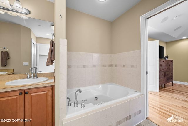 5767 Cobbler Drive, Anchorage, AK 99502