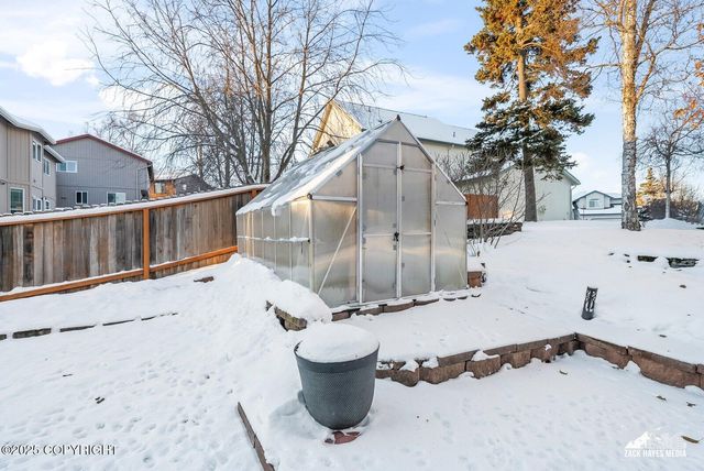 5767 Cobbler Drive, Anchorage, AK 99502