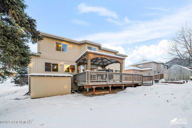 5767 Cobbler Drive, Anchorage, AK 99502