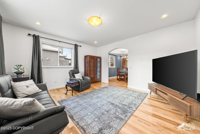 5767 Cobbler Drive, Anchorage, AK 99502