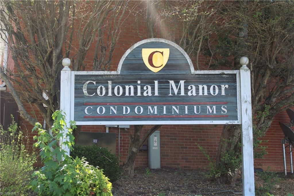 1315 Meadowview Road E, Greensboro, NC 27403