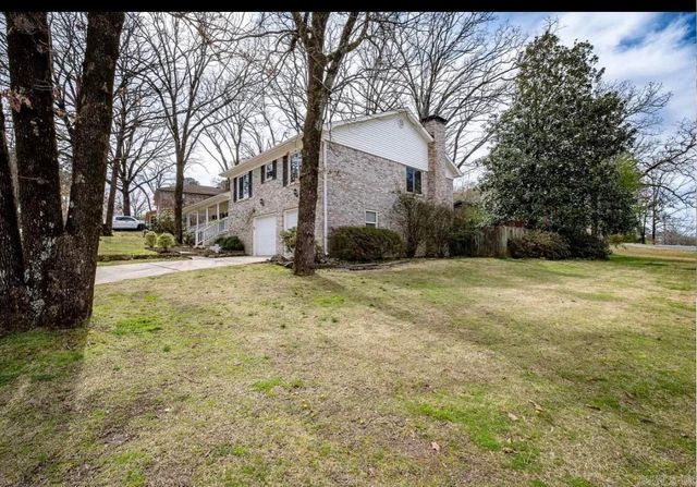 2 Highwood Drive, Little Rock, AR 72205