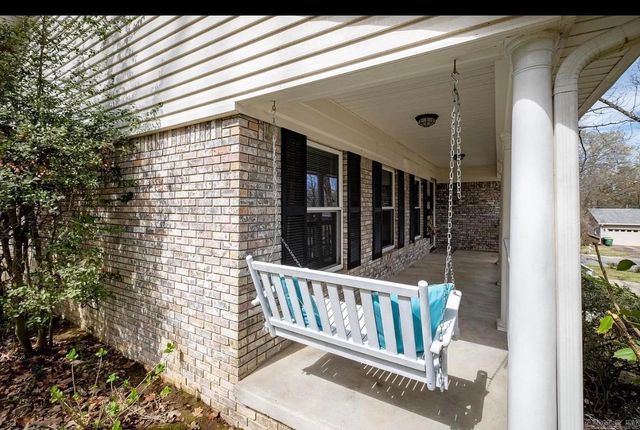 2 Highwood Drive, Little Rock, AR 72205