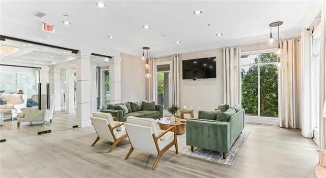 2910 Clairmont NE Road Plan 6, Atlanta, GA 30329