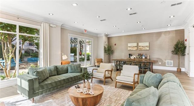 2910 Clairmont NE Road Plan 6, Atlanta, GA 30329