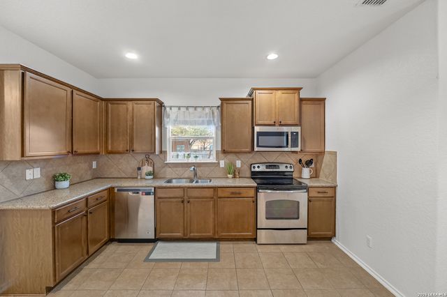 12410 Painted Daisy, San Antonio, TX 78253