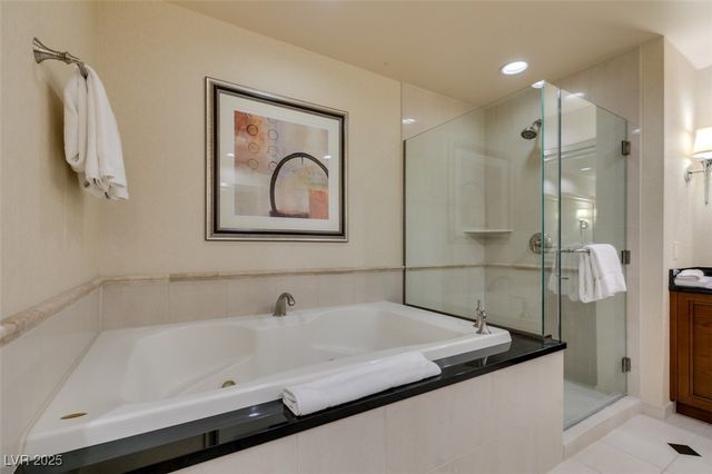 145 HARMON Avenue 1521, Las Vegas, NV 89109