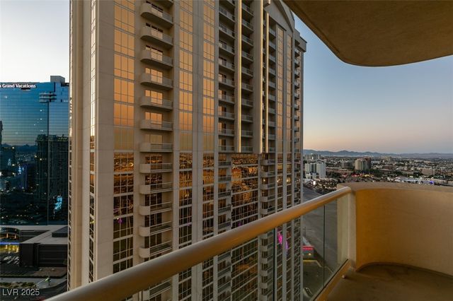 145 HARMON Avenue 1521, Las Vegas, NV 89109