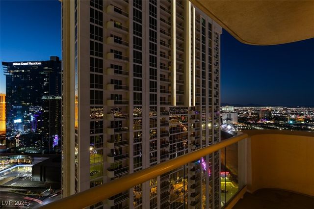 145 HARMON Avenue 1521, Las Vegas, NV 89109