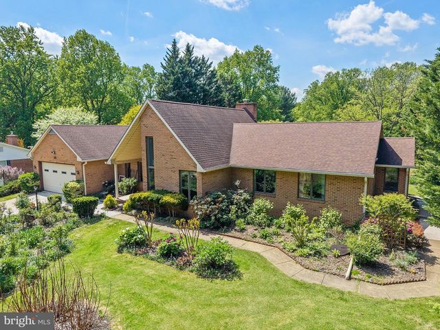7426 OAKCREST LN, Clarksville, MD 21029