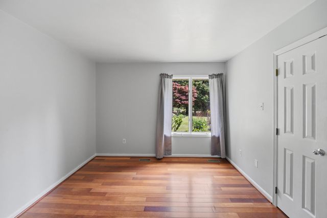 7426 OAKCREST LN, Clarksville, MD 21029