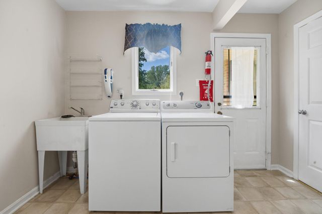 7426 OAKCREST LN, Clarksville, MD 21029