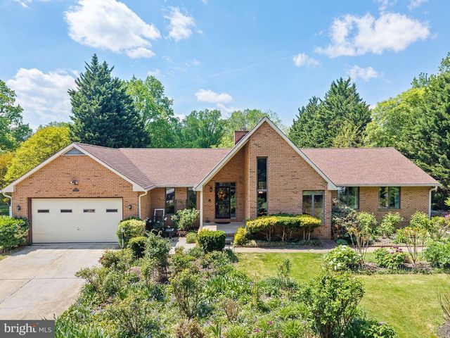 7426 OAKCREST LN, Clarksville, MD 21029