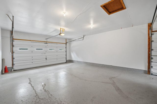 7426 OAKCREST LN, Clarksville, MD 21029
