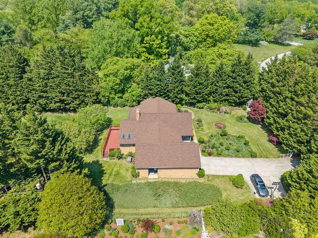 7426 OAKCREST LN, Clarksville, MD 21029