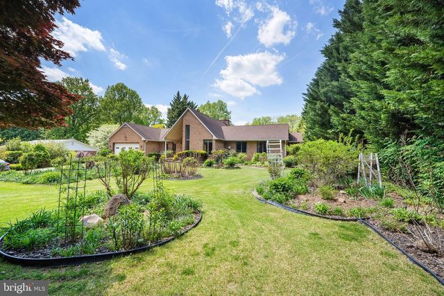 7426 OAKCREST LN, Clarksville, MD 21029