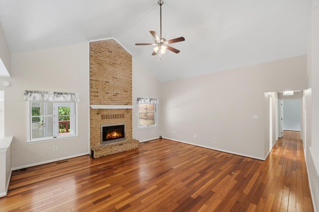 7426 OAKCREST LN, Clarksville, MD 21029