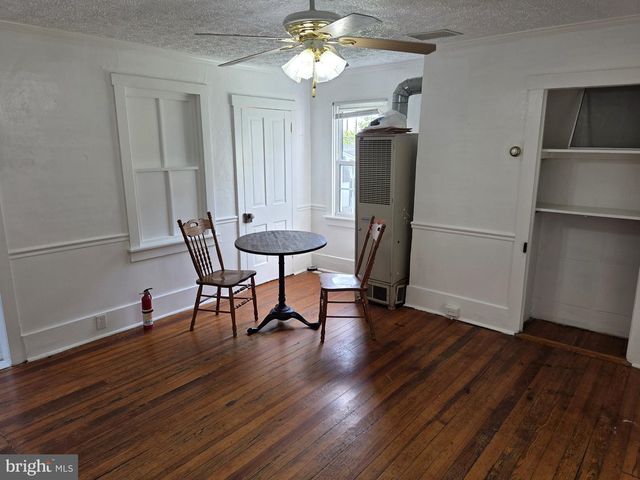 5335 GERMAIN ST, Stephens City, VA 22655