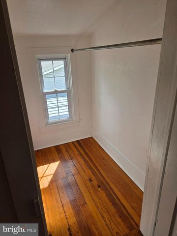 5335 GERMAIN ST, Stephens City, VA 22655