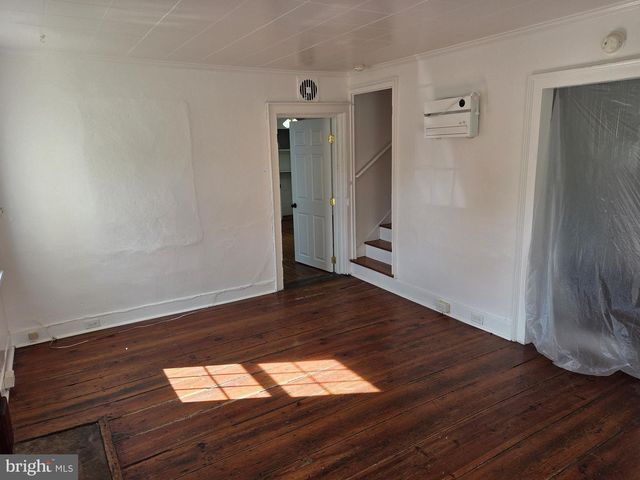 5335 GERMAIN ST, Stephens City, VA 22655