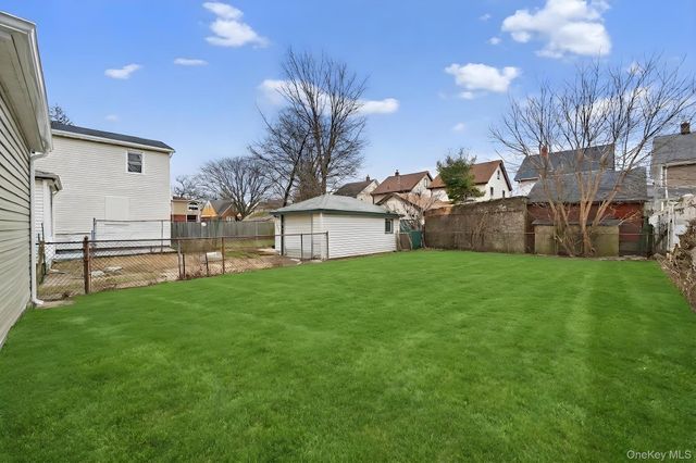 19450 Murdock Avenue, Saint Albans, NY 11412