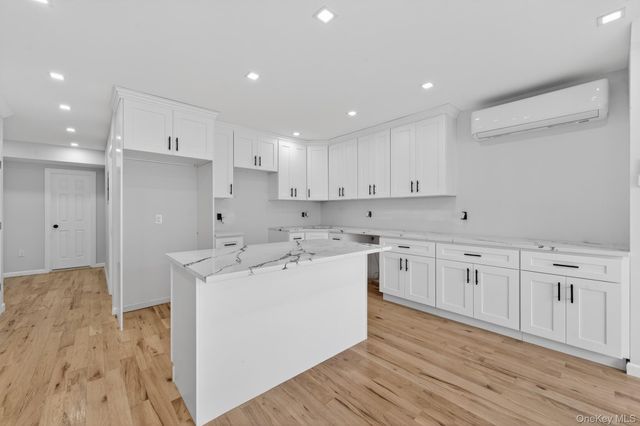 19450 Murdock Avenue, Saint Albans, NY 11412