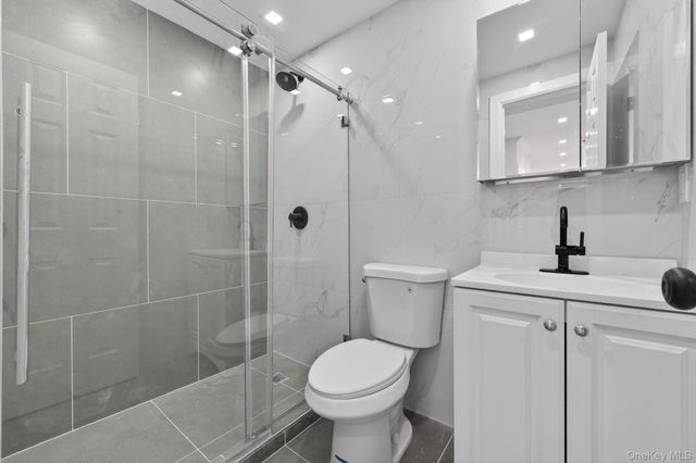 19450 Murdock Avenue, Saint Albans, NY 11412