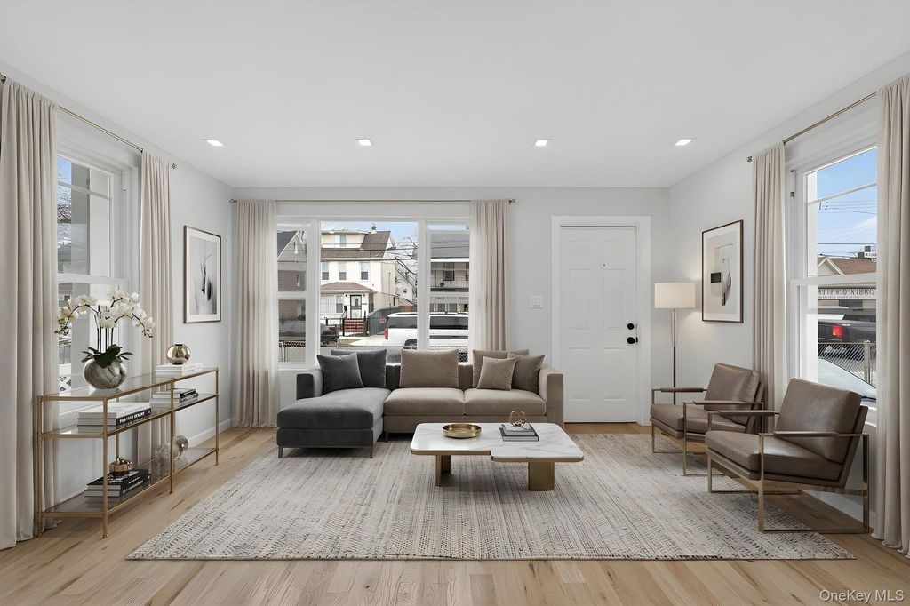 19450 Murdock Avenue, Saint Albans, NY 11412