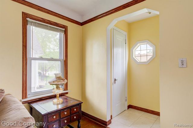 1355 Harvard Road, Berkley, MI 48072
