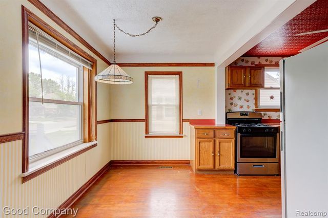 1355 Harvard Road, Berkley, MI 48072