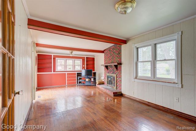 1355 Harvard Road, Berkley, MI 48072
