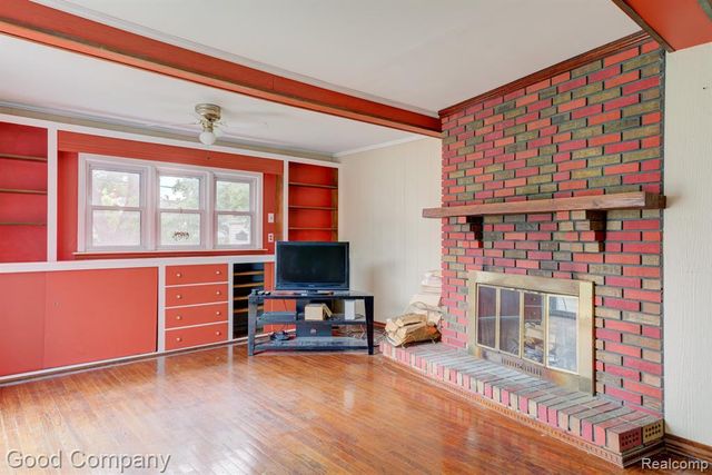 1355 Harvard Road, Berkley, MI 48072