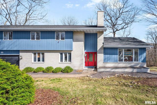 1230 N OLDE FARM Road, East Peoria, IL 61611