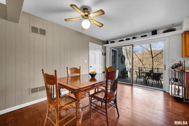 1230 N OLDE FARM Road, East Peoria, IL 61611