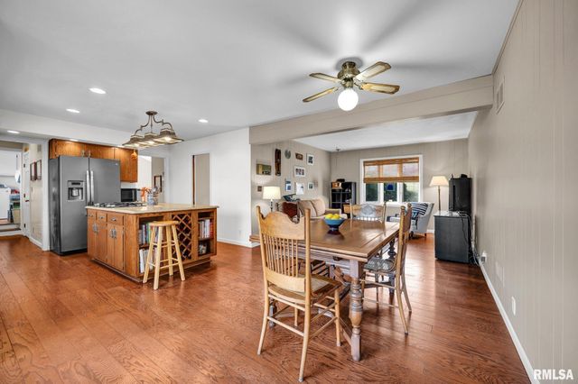 1230 N OLDE FARM Road, East Peoria, IL 61611