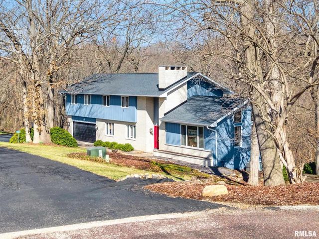 1230 N OLDE FARM Road, East Peoria, IL 61611