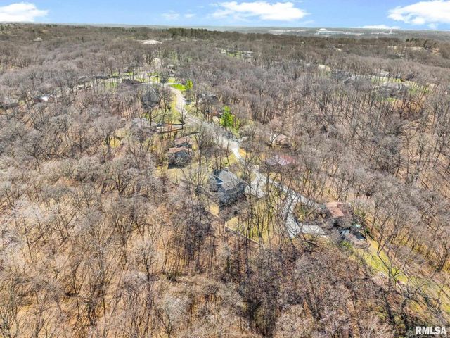 1230 N OLDE FARM Road, East Peoria, IL 61611