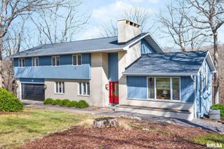 1230 N OLDE FARM Road, East Peoria, IL 61611