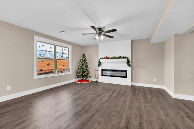 366 Cardinal Creek, Clarksville, TN 37040