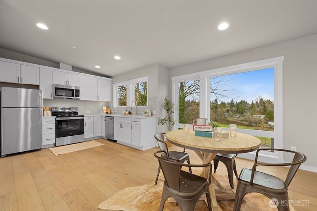 7853 S 132 Street, Seattle, WA 98178