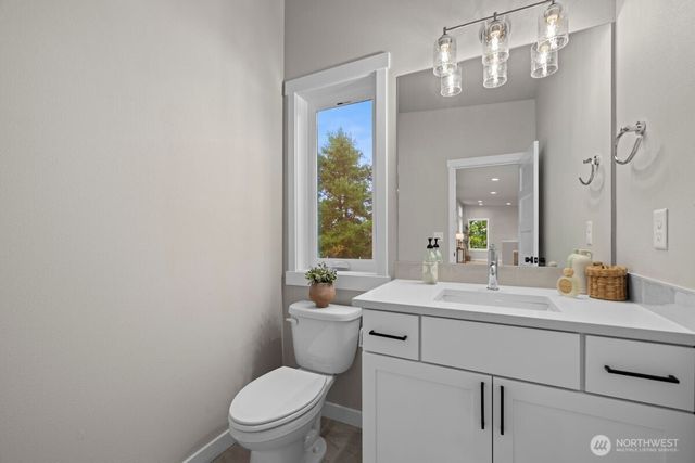 7853 S 132 Street, Seattle, WA 98178