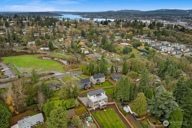 7853 S 132 Street, Seattle, WA 98178